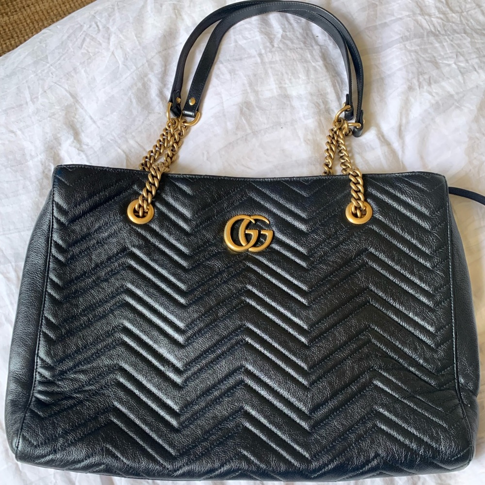 Gucci GG Marmont Zip Tote Matelasse Leather Medium Black